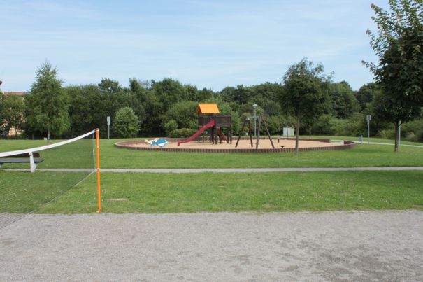 Spielplatz im Seepark Bansin mit allerlei Spielgeräten