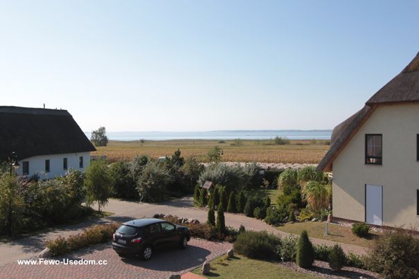 Ferienhaus Reetdach Doppelhaushälfte in Loddin auf Usedom mit Achterwasserblick, ferienwohnungsvermittlung Herrmann, www.Fewo-Usedom.cc